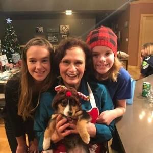 Meet your Posher, Connie